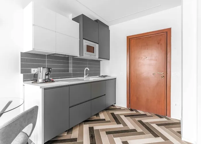Ac61 Lambrate-loreto Moderno Milano